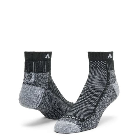 Cool Lite Hiker Quarter Midweight Sock Wigwam Socks