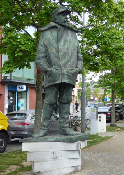 01 Hasselt De Gerlache BE Monumen