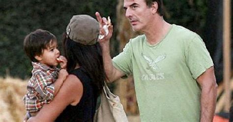 Photos Chris Noth Mr Big De Sex And The City Pr Pare Halloween En Famille Premiere Fr