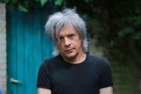 Nicola Sirkis bouleversé ce qui le fait pleurer