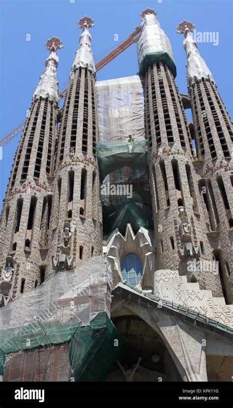 Basilica I Temple Expiatori De La Sagrada Familia Basilica E Chiesa