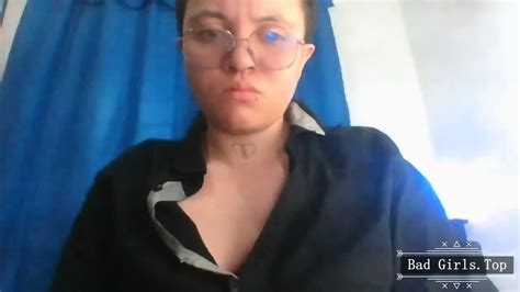 Webcam Milf Showing Saggy Natural Tits