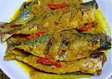 Resep Ikan Goreng Bumbu Kuning oleh Doris Sjafei - Cookpad