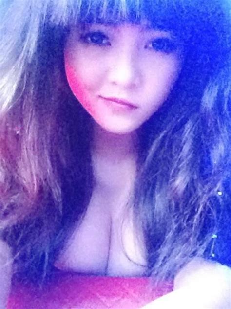 Naked Van Nonstop In The Viet Nam Personal Show