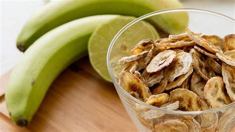 Chips Tradicional De Banana Verde Assado No Forno Aprenda Receita F Cil