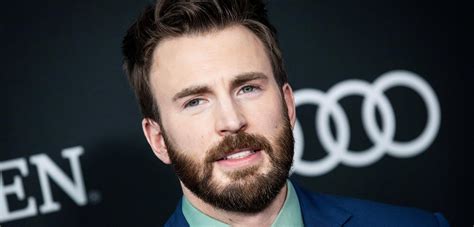 Revista People eligió a Chris Evans como el hombre vivo más sexy Mi