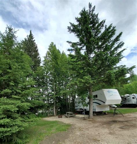 Riverview Campground - Parks and Campground Owners' Association of Albera