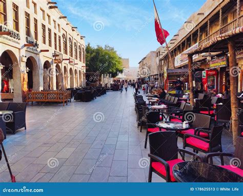 Souq Waqif Restaurants in Doha Qatar Editorial Stock Photo - Image of ...