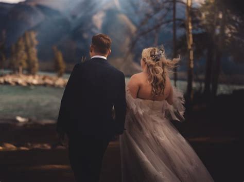 Susan And Dylan S Wedding In Canmore Alberta Weddingwire Ca