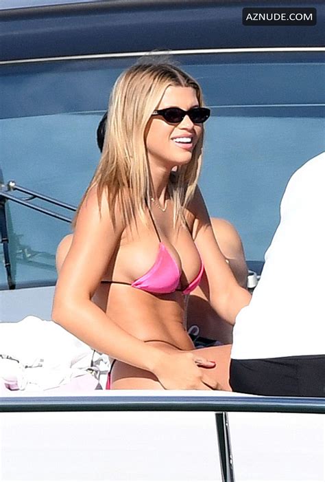 Sofia Richie Shows Off Her Voluptuous Curves In A Hot Pink Bikini As She Takes A Ride On A Yacht