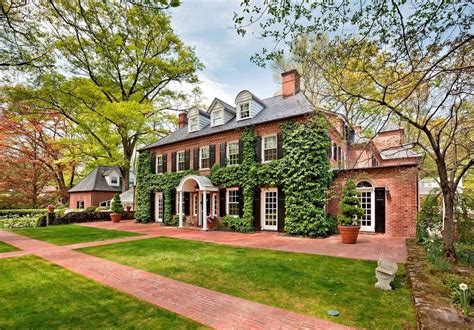 The Truth Behind Ivy Covered Houses The Glam Pad