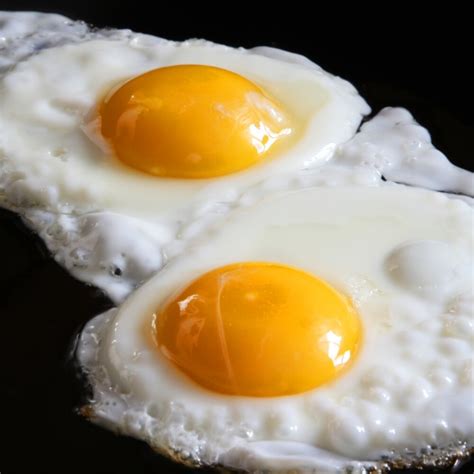 Huevos Estrellados Receta Paso A Paso Fácil Y Rápida