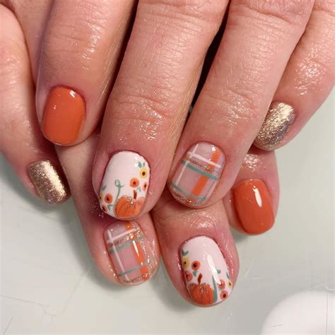 Annie Belliston On Instagram Cutest Fall Nails Ever Pumpkin Nail