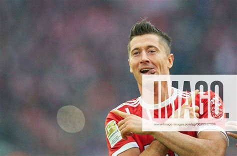 Robert Lewandowski Goal Celebration