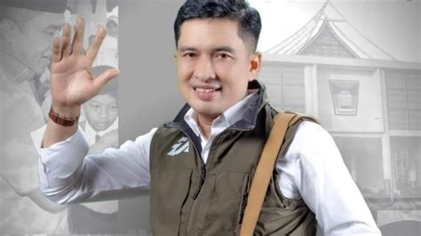 Ekos Albar Umumkan Batal Maju Pilkada Kota Padang Berikut