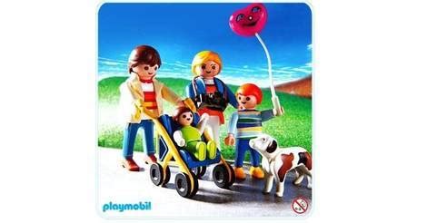 Promenade en Famille avec poussette Playmobil Maisons et Intérieurs