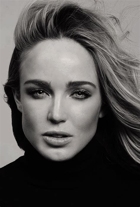 Daily Women: Photo