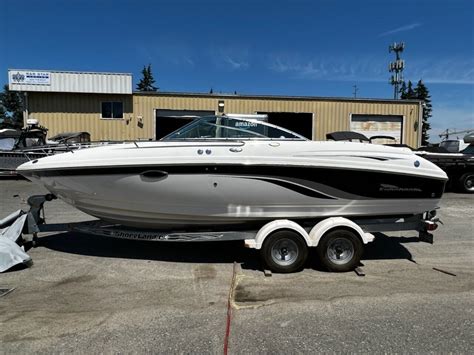 2000 Chaparral 235 SSI Cuddy Cabin Boat 2000 For Sale For 1 000