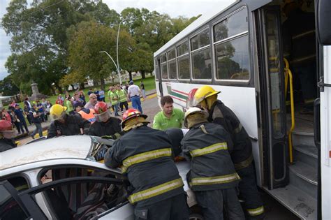 Importante simulacro de accidente con múltiples víctimas