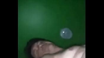 Mi cuñada entra en mi habitacion XVIDEOS