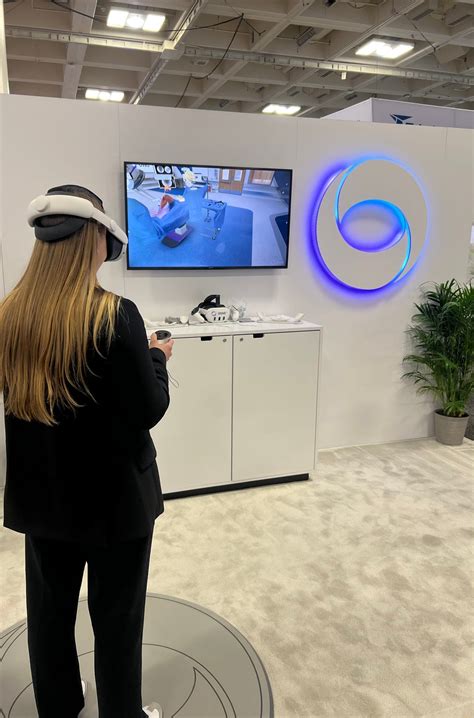 Virtual and Augmented Reality Innovations Take Center Stage at AAOS