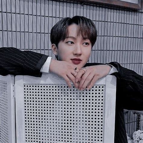 𝐃𝐄𝐒𝐂 changbin seo changbin skz changbin scb aesthetic icon