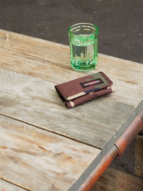 EASTPAK Produkte online kaufen | GALERIA