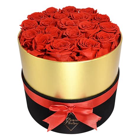 Glamour Boutique Forever Flower T Box 19 Red Real Preserved Roses