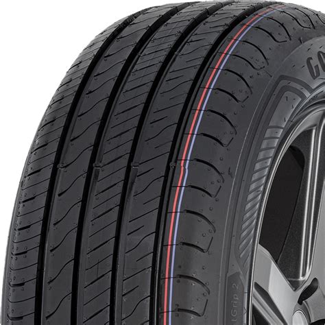 Buy Goodyear EfficientGrip 2 SUV Tyres | Free Delivery | Oponeo.co.uk