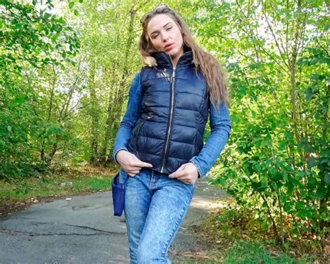 Party Babe Fucks By The Lake Datos De Videos Porno Vsex In