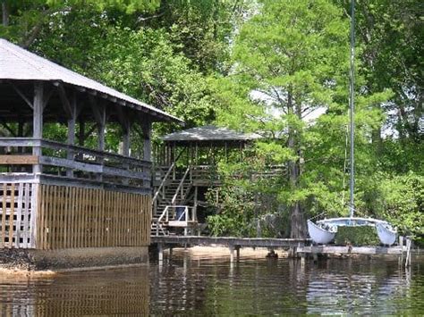 Lake Waccamaw NC Real Estate | Lake Waccamaw Homes for Sale