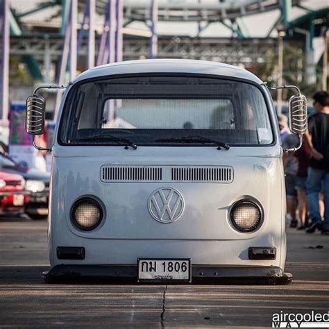 Vw T2 Bay Window Slammed Volkswagen Transporter Vintage Vw Bus