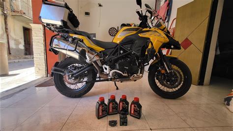 Tagliando Benelli Trk X Cambio Olio E Filtro Olio Youtube