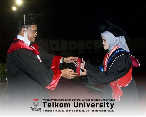 WISUDA TELKOM UNIVERSITY 2023 FTE S1 TEKNIK TELEKOMUNIKASI DEKAN 306