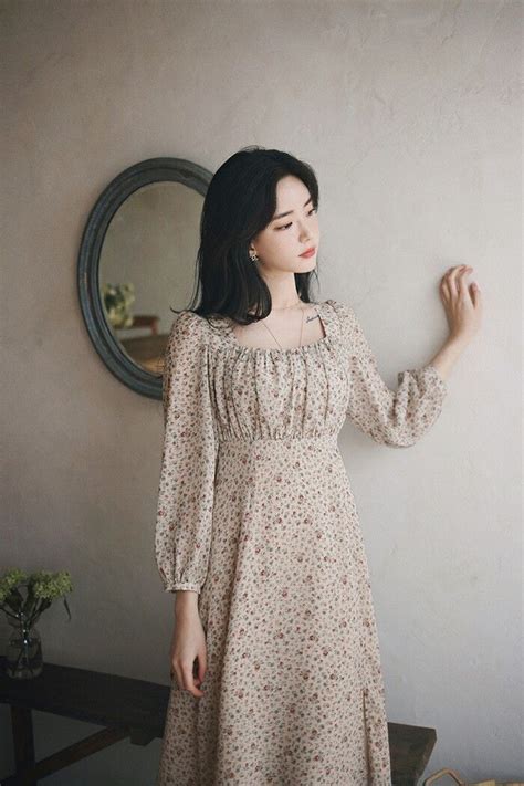 Pin by dreamer on одежда и платье | Stylish dresses, Stylish dresses ...