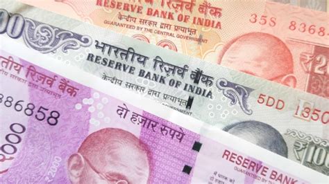 Rs 35 Lakh In New Currency Notes Seized From 2 Jaipur Businessmen