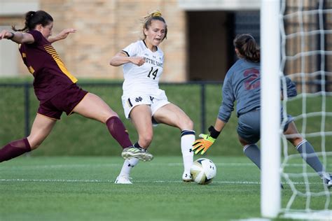 Notre Dame Womens Soccer Starts Season 1 0 With Defeat Of Central