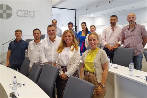 Clausura El I Curso Intensivo De Ventas Up Sala De Prensa Ceu Andaluc A