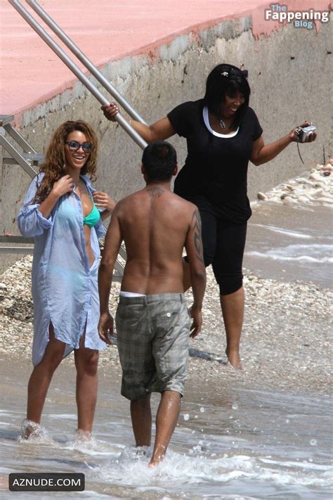 Beyonce Knowles Sexy Spotted Flaunting Her Gorgeous Bikini Body At The Monte Carlo Beach Club In