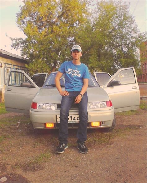 Фотографии :) сделал оранжевые туманки и красные поворотники. — Lada ...