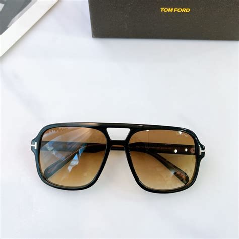 Очки солнцезащитные Tom Ford - купить с доставкой по выгодным ценам в ...