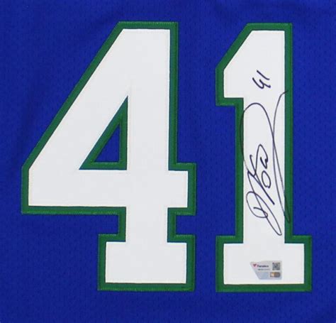 Dirk Nowitzki Signed Mavericks Jersey Fanatics Pristine Auction