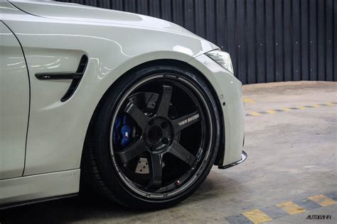 Bmw M4 F82f83 White Rays Volk Te37 Ultra Wheel Front