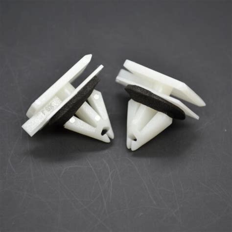 X Side Rocker Trim Molding Retainer Plastic Clips With Sealer For Gm