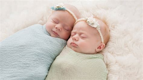 Newborn Sleeping On Side In Swaddle - miaeroplano