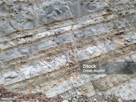 Batuan Sedimen Foto Stok Unduh Gambar Sekarang Abu Abu Alam