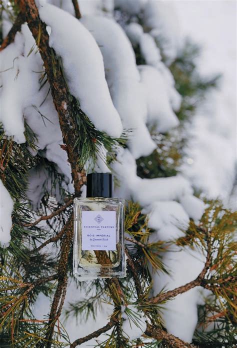 Bois Impérial Essential Parfums аромат - аромат для жінок та чоловіків 2020