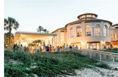 Ponte Vedra Beach Resorts Are A Luxury Destination For Couples Getting