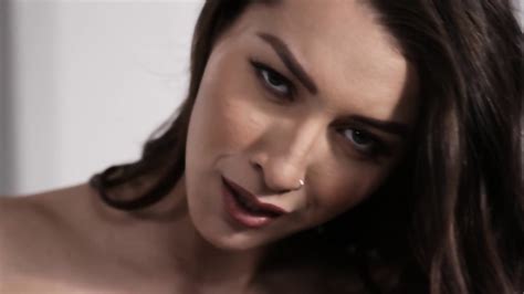 Cum On My Big Natural Tits Bella Rolland