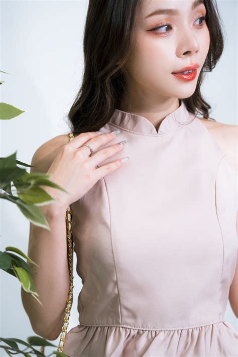 Arya Mandarin Collar Ruffles Top Nude Pink